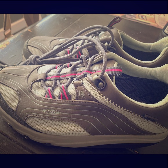 mbt tennis shoes